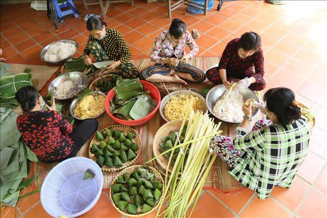 bánh ít lá gai bánh ít lá gai